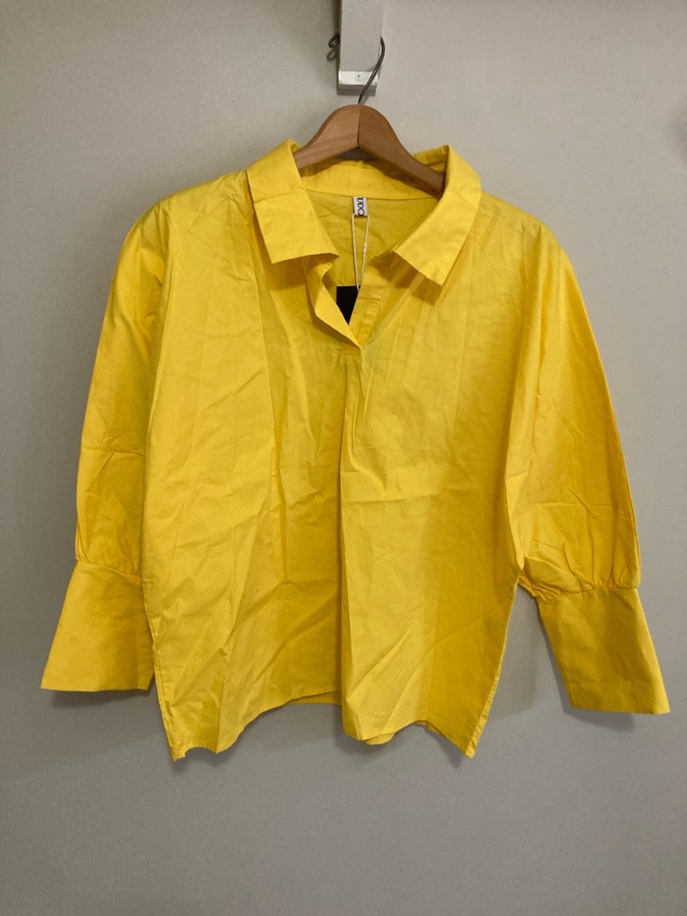 NWT UOOZEE Women’s Yellow Oversized Shirt Long Sleeve Loose Fit Collared Blouse